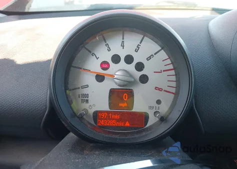 2013 Mini Countryman Cooper from USA, damaged, VIN WMWZB3C56DWM31002